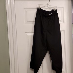 Black capri Kim Rogers pants size 18W